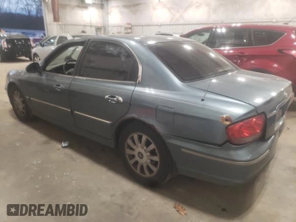 ✅ 2005 Hyundai Sonata GLS • VIN: KMHWF35HX5A128056 • Лот: 52396474. Опубликован ранее на Copart с пробегом 217 197 миль. Бесплатный доступ к архиву аукционных продаж из США и подробный отчёт об истории автомобиля на DreamBid. Изображение 3.