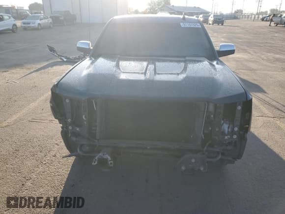 ✅ 2018 Chevrolet Silverado 1500 LT • VIN: 3GCPCREC6JG261062 • Lot: 91107325. Wystawiony na Copart z przebiegiem 150 265 mil. Bezpłatny archiwum sprzedaży aukcyjnych z USA i szczegółowy raport historii pojazdu na DreamBid. Zdjęcie 5.