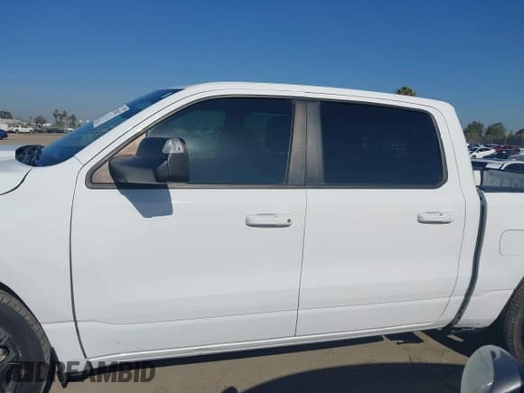 ✅ 2020 Ram 1500 Big Horn • VIN: 1C6SRFFT8LN397491 • Лот: 42543417. Опубликован ранее на IAAI с пробегом 74 639 миль. Бесплатный доступ к архиву аукционных продаж из США и подробный отчёт об истории автомобиля на DreamBid. Изображение 15.