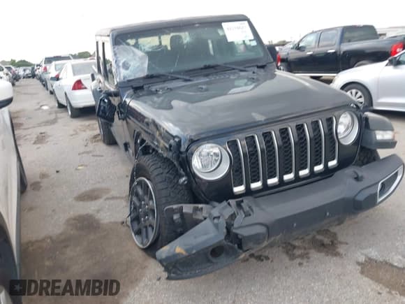 ✅ 2023 Jeep Gladiator Overland • VIN: 1C6HJTFG2PL523686 • Lot: 42134627. Listed on IAAI with 33,575 mi. Free auction sales archive from the USA and detailed vehicle history report at DreamBid. Image 6.