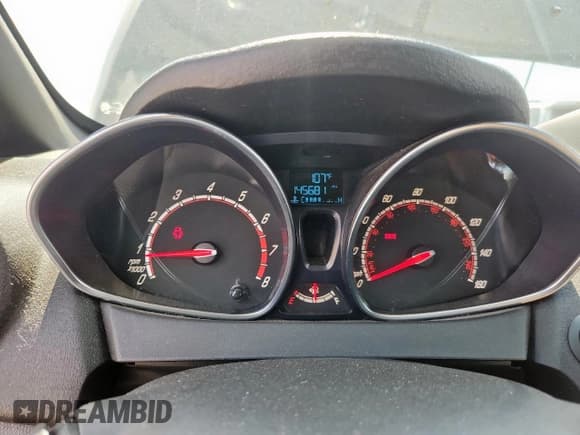 ✅ 2015 Ford Fiesta ST • VIN: 3FADP4GX8FM117991 • Лот: 85843535. Опубликован ранее на Copart с пробегом 145 681 миль. Бесплатный доступ к архиву аукционных продаж из США и подробный отчёт об истории автомобиля на DreamBid. Изображение 9.