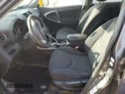 ✅ 2009 Toyota RAV4 Sport • VIN: 2T3BK32V49W010763 • Лот: 59477995. Опубликован ранее на Copart с пробегом 328 369 миль. Бесплатный доступ к архиву аукционных продаж из США и подробный отчёт об истории автомобиля на DreamBid. Изображение 7.