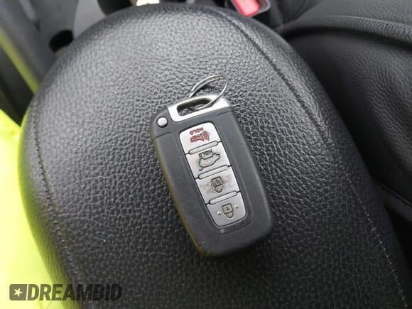 ✅ 2014 Hyundai Veloster Turbo • VIN: KMHTC6AE5EU198135 • Lot: 42236953. Wystawiony na IAAI z przebiegiem 163 139 mil. Bezpłatny archiwum sprzedaży aukcyjnych z USA i szczegółowy raport historii pojazdu na DreamBid. Zdjęcie 11.