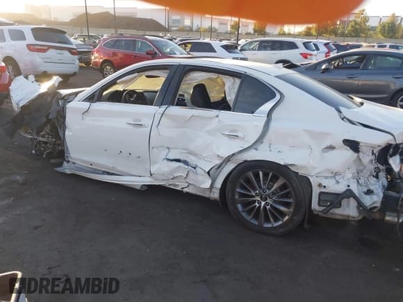 ✅ 2021 Infiniti Q50 Luxe • VIN: JN1EV7BP5MM701791 • Lot: 43565289. Listed on IAAI with 93,142 mi. Free auction sales archive from the USA and detailed vehicle history report at DreamBid. Image 14.