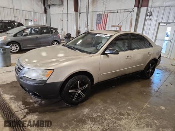 2009 Hyundai Sonata GLS с VIN 5NPET46C69H479417, выставлен на аукционе Copart как лот 89646975 с пробегом 188 178 миль миль и На запчасти • Non repairable. История ставок и продаж доступна на DreamBid. Изображение 1.