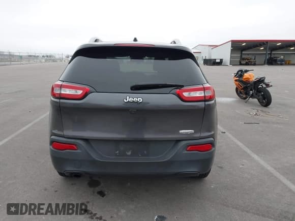 ✅ 2017 Jeep Cherokee Latitude • VIN: 1C4PJMCB8HD230292 • Лот: 43789069. Опубликован ранее на IAAI с пробегом 115 700 миль. Бесплатный доступ к архиву аукционных продаж из США и подробный отчёт об истории автомобиля на DreamBid. Изображение 16.