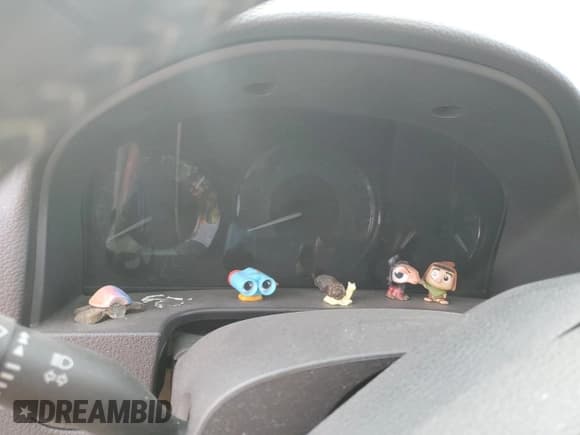 ✅ 2010 Mercury Milan Premier • VIN: 3MEHM0JA1AR642337 • Lot: 69718484. Wystawiony na Copart z przebiegiem Nie podano. Bezpłatny archiwum sprzedaży aukcyjnych z USA i szczegółowy raport historii pojazdu na DreamBid. Zdjęcie 9.