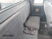 ✅ 1992 Toyota Pickup SR5 • VIN: JT4VN93G7N5028537 • Lot: 43378084. Wystawiony na IAAI z przebiegiem 188 428 mil. Bezpłatny archiwum sprzedaży aukcyjnych z USA i szczegółowy raport historii pojazdu na DreamBid. Zdjęcie 8.