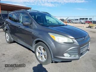 ✅ 2013 Ford Escape SE • VIN: 1FMCU0G94DUD09793 • Lot: 43432396. Wystawiony na IAAI z przebiegiem 121 787 mil. Bezpłatny archiwum sprzedaży aukcyjnych z USA i szczegółowy raport historii pojazdu na DreamBid. Zdjęcie 1.