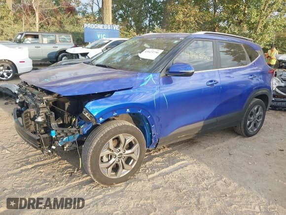 ✅ 2024 Kia Seltos S • VIN: KNDEUCAA4R7641711 • Лот: 43423756. Опубликован ранее на IAAI с пробегом 23 962 миль. Бесплатный доступ к архиву аукционных продаж из США и подробный отчёт об истории автомобиля на DreamBid. Изображение 2.