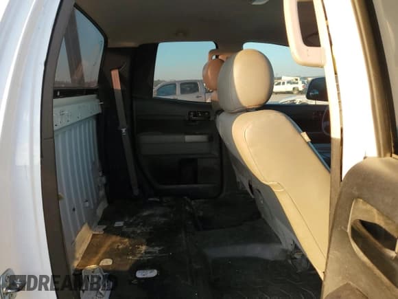 ✅ 2012 Toyota Tundra SR • VIN: 5TFTY5F12CX007367 • Lot: 79122864. Listed on Copart with 162,623 mi. Free auction sales archive from the USA and detailed vehicle history report at DreamBid. Image 10.