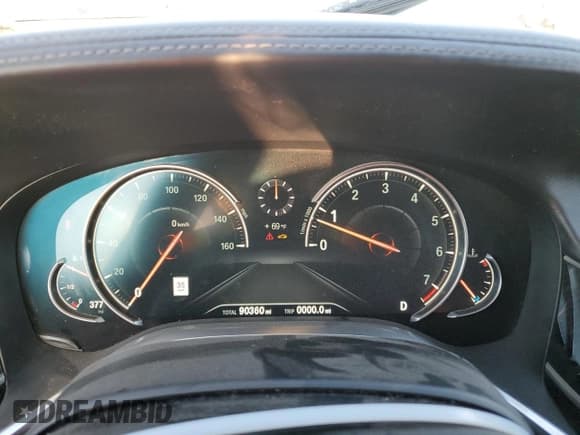 ✅ 2016 BMW 7 Series 750i xDrive • VIN: WBA7B0C59GG526741 • Lot: 86312384. Wystawiony na Copart z przebiegiem 90 360 mil. Bezpłatny archiwum sprzedaży aukcyjnych z USA i szczegółowy raport historii pojazdu na DreamBid. Zdjęcie 9.