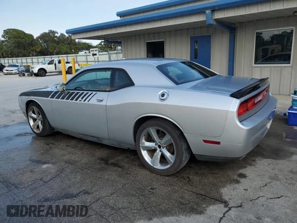 ✅ 2012 Dodge Challenger SXT • VIN: 2C3CDYAG6CH162098 • Lot: 43852645. Wystawiony na Copart z przebiegiem 116 458 mil. Bezpłatny archiwum sprzedaży aukcyjnych z USA i szczegółowy raport historii pojazdu na DreamBid. Zdjęcie 2.