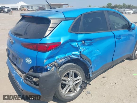 ✅ 2019 Hyundai Kona SE • VIN: KM8K12AA0KU268210 • Лот: 43262556. Опубликован ранее на IAAI с пробегом 86 696 миль. Бесплатный доступ к архиву аукционных продаж из США и подробный отчёт об истории автомобиля на DreamBid. Изображение 6.