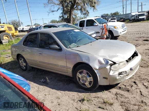 ✅ 1996 Nissan Altima XE • VIN: 1N4BU31D0TC157956 • Lot: 80838464. Listed on Copart with 132,503 mi. Free auction sales archive from the USA and detailed vehicle history report at DreamBid. Image 4.