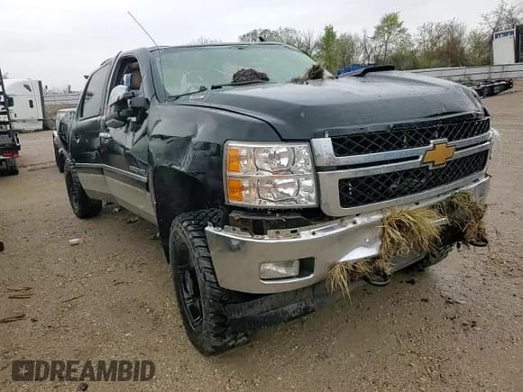 ✅ 2014 Chevrolet Silverado 2500HD LT • VIN: 1GC1KXCG2EF140829 • Лот: 54219795. Опубликован ранее на Copart с пробегом Не указан. Бесплатный доступ к архиву аукционных продаж из США и подробный отчёт об истории автомобиля на DreamBid. Изображение 13.