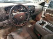 ✅ 2012 Chevrolet Silverado 2500HD Work Truck • VIN: 1GC0KVC80CZ213376 • Lot: 72886504. Wystawiony na Copart z przebiegiem 112 750 mil. Bezpłatny archiwum sprzedaży aukcyjnych z USA i szczegółowy raport historii pojazdu na DreamBid. Zdjęcie 8.