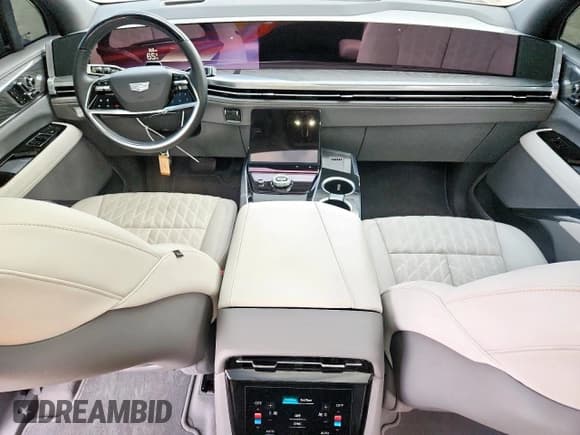 ✅ 2025 Cadillac ESCALADE IQ • VIN: 1GYTEEKL7SU100315 • Lot: 64686955. Listed on Copart with 3,564 mi. Free auction sales archive from the USA and detailed vehicle history report at DreamBid. Image 8.