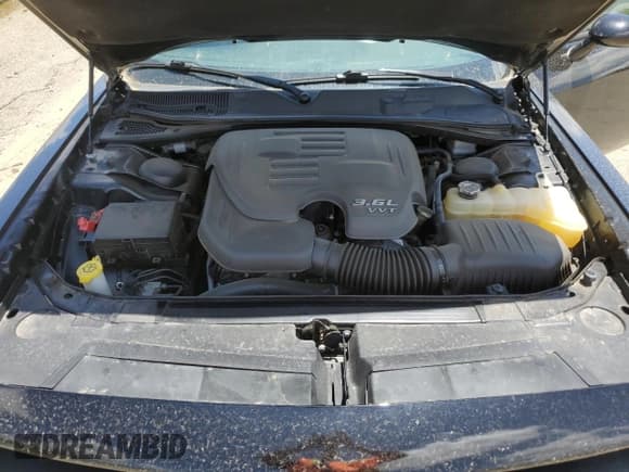 ✅ 2017 Dodge Challenger SXT • VIN: 2C3CDZAG7HH550874 • Lot: 60453744. Wystawiony na Copart z przebiegiem 78 777 mil. Bezpłatny archiwum sprzedaży aukcyjnych z USA i szczegółowy raport historii pojazdu na DreamBid. Zdjęcie 11.