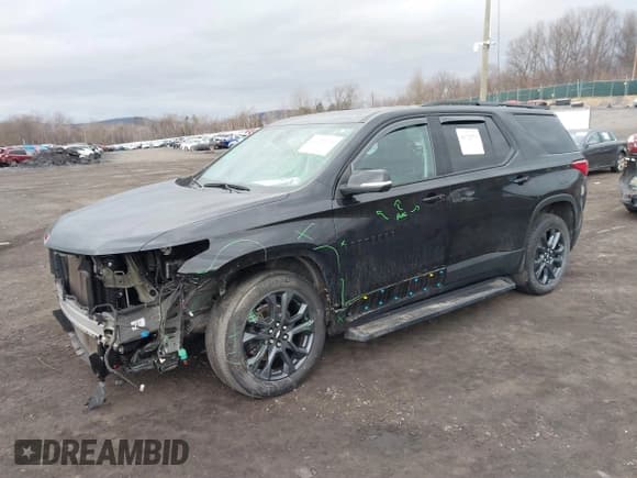 ✅ 2021 Chevrolet Traverse RS • VIN: 1GNEVJKW1MJ266519 • Lot: 41722070. Wystawiony na IAAI z przebiegiem 76 607 mil. Bezpłatny archiwum sprzedaży aukcyjnych z USA i szczegółowy raport historii pojazdu na DreamBid. Zdjęcie 2.