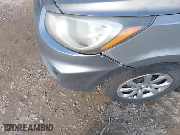 ✅ 2014 Hyundai Accent GS • VIN: KMHCT5AE0EU151671 • Lot: 43552888. Wystawiony na IAAI z przebiegiem 172 186 mil. Bezpłatny archiwum sprzedaży aukcyjnych z USA i szczegółowy raport historii pojazdu na DreamBid. Zdjęcie 6.