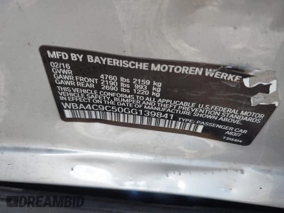 ✅ 2016 BMW 4 Series 428i xDrive • VIN: WBA4C9C50GG139841 • Lot: 43685678. Wystawiony na IAAI z przebiegiem 119 076 mil. Bezpłatny archiwum sprzedaży aukcyjnych z USA i szczegółowy raport historii pojazdu na DreamBid. Zdjęcie 9.