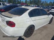 ✅ 2006 BMW 3 Series 330i • VIN: WBAVB33576KR74688 • Lot: 43225781. Wystawiony na IAAI z przebiegiem 109 430 mil. Bezpłatny archiwum sprzedaży aukcyjnych z USA i szczegółowy raport historii pojazdu na DreamBid. Zdjęcie 4.