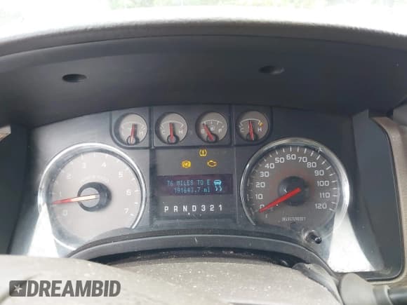 ✅ 2009 Ford F-150 XL • VIN: 1FTRW12849KA75199 • Lot: 42531716. Listed on IAAI with 191,643 mi. Free auction sales archive from the USA and detailed vehicle history report at DreamBid. Image 7.