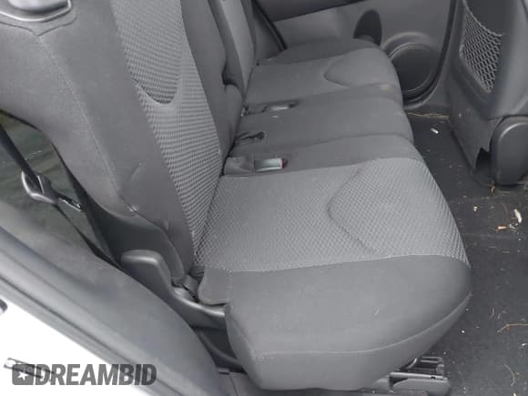 ✅ 2011 Toyota RAV4 Sport • VIN: JTMRF4DV9B5048248 • Lot: 40991849. Listed on IAAI with 97,451 mi. Free auction sales archive from the USA and detailed vehicle history report at DreamBid. Image 8.