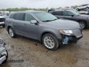 ✅ 2010 Lincoln MKT • VIN: 2LMHJ5ARXABJ17272 • Lot: 57044535. Wystawiony na Copart z przebiegiem 182 572 mil. Bezpłatny archiwum sprzedaży aukcyjnych z USA i szczegółowy raport historii pojazdu na DreamBid. Zdjęcie 4.