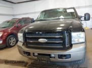 ✅ 2005 Ford Excursion Eddie Bauer • VIN: 1FMSU45P65ED45579 • Lot: 41418598. Listed on IAAI with 154,660 mi. Free auction sales archive from the USA and detailed vehicle history report at DreamBid. Image 12.
