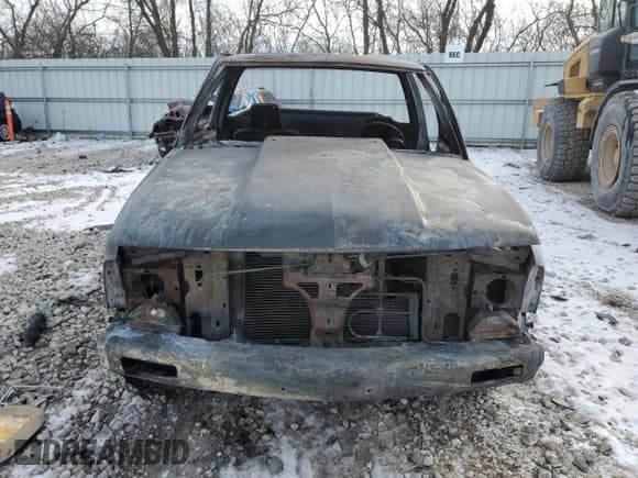 ✅ 1994 Chevrolet S-10 • VIN: 1GCCS1447R8206358 • Лот: 42410785. Опубликован ранее на Copart с пробегом Не указан. Бесплатный доступ к архиву аукционных продаж из США и подробный отчёт об истории автомобиля на DreamBid. Изображение 5.