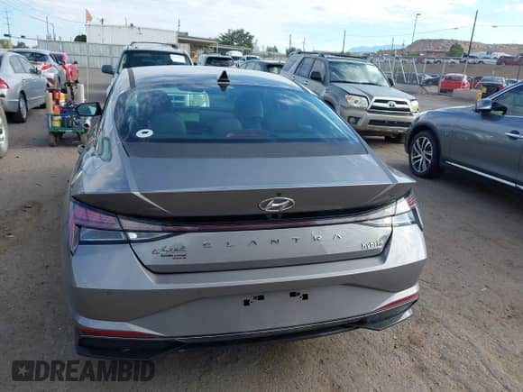 2021 Hyundai Elantra Limited with VIN KMHLN4AJ7MU006210, listed as a IAAI auction lot 43080687 with 30,548 mi miles and . Bid and sale history available at DreamBid. Image 16.