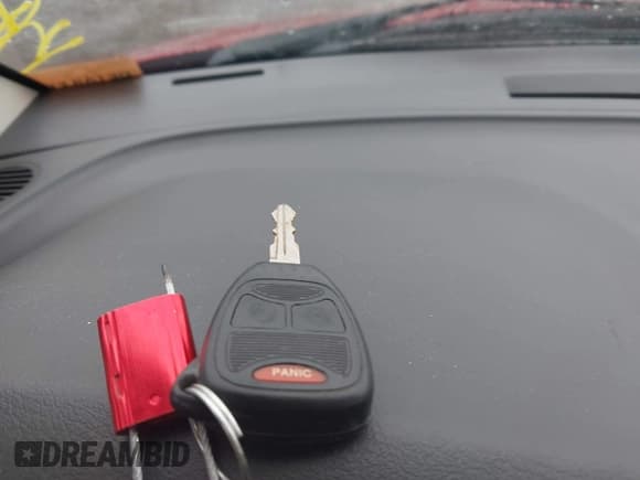 ✅ 2017 Jeep Compass Sport • VIN: 1C4NJCBA8HD166880 • Лот: 42593173. Опубликован ранее на IAAI с пробегом 110 397 миль. Бесплатный доступ к архиву аукционных продаж из США и подробный отчёт об истории автомобиля на DreamBid. Изображение 11.