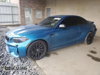 ✅ 2018 BMW M2 • VIN: WBS1J5C58JVE51988 • Lot: 62791775. Wystawiony na Copart z przebiegiem 81 787 mil. Bezpłatny archiwum sprzedaży aukcyjnych z USA i szczegółowy raport historii pojazdu na DreamBid. Zdjęcie 1.