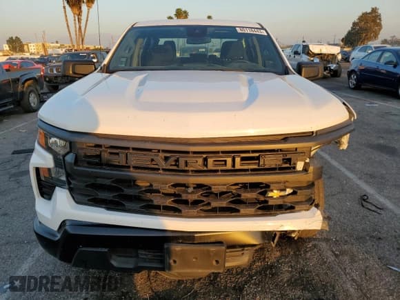 ✅ 2022 Chevrolet Silverado 1500 Work Truck • VIN: 1GCPAAEK2NZ529013 • Lot: 80118443. Wystawiony na Copart z przebiegiem 22 608 mil. Bezpłatny archiwum sprzedaży aukcyjnych z USA i szczegółowy raport historii pojazdu na DreamBid. Zdjęcie 5.