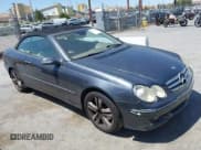 ✅ 2008 Mercedes-Benz CLK 350 • VIN: WDBTK56F38T098398 • Lot: 42683733. Listed on IAAI with 122,631 mi. Free auction sales archive from the USA and detailed vehicle history report at DreamBid. Image 1.