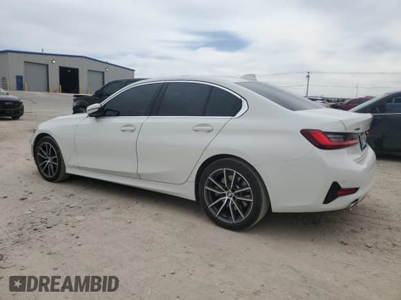 ✅ 2022 BMW 3 Series 330i xDrive • VIN: 3MW5R7J00N8C64705 • Lot: 48624285. Listed on Copart with 12,143 mi. Free auction sales archive from the USA and detailed vehicle history report at DreamBid. Image 2.