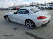 ✅ 2016 BMW Z4 sDrive28i • VIN: WBALL5C59G5A21158 • Lot: 41775225. Wystawiony na Copart z przebiegiem 132 603 mil. Bezpłatny archiwum sprzedaży aukcyjnych z USA i szczegółowy raport historii pojazdu na DreamBid. Zdjęcie 2.