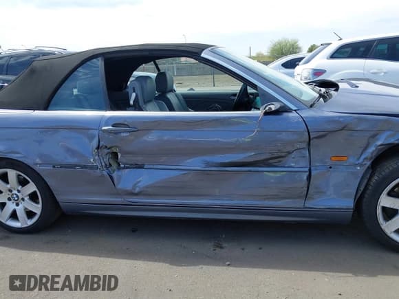 ✅ 2001 BMW 3 Series 325Ci • VIN: WBABS33481JY57209 • Lot: 41895588. Wystawiony na IAAI z przebiegiem Nie podano. Bezpłatny archiwum sprzedaży aukcyjnych z USA i szczegółowy raport historii pojazdu na DreamBid. Zdjęcie 14.