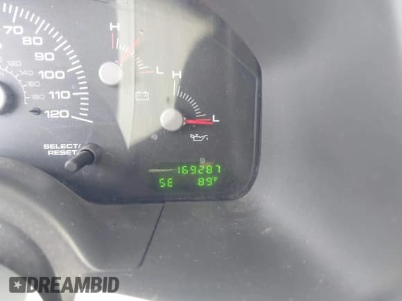 ✅ 2004 Ford Expedition Special Service • VIN: 1FMFU15L24LB75020 • Lot: 43267910. Listed on IAAI with 169,287 mi. Free auction sales archive from the USA and detailed vehicle history report at DreamBid. Image 7.