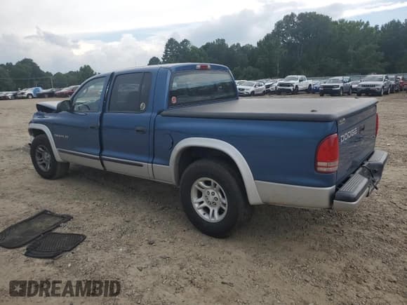 ✅ 2002 Dodge Dakota SLT • VIN: 1B7HL48N72S595180 • Lot: 74445204. Wystawiony na Copart z przebiegiem 151 579 mil. Bezpłatny archiwum sprzedaży aukcyjnych z USA i szczegółowy raport historii pojazdu na DreamBid. Zdjęcie 2.