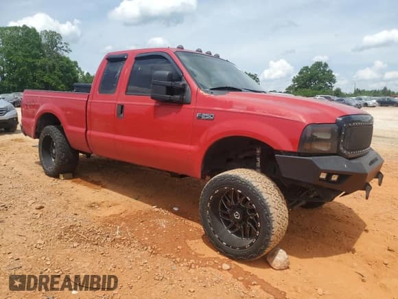 ✅ 1999 Ford F-250 XL • VIN: 1FTNX21L6XEB55705 • Lot: 55469505. Listed on Copart with 234,416 mi. Free auction sales archive from the USA and detailed vehicle history report at DreamBid. Image 4.