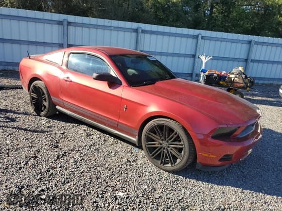 ✅ 2011 Ford Mustang V6 • VIN: 1ZVBP8AM8B5149201 • Lot: 90684515. Listed on Copart with 132,226 mi. Free auction sales archive from the USA and detailed vehicle history report at DreamBid. Image 4.