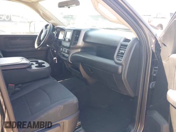 ✅ 2020 Ram 2500 Tradesman • VIN: 3C6UR5CL5LG125710 • Lot: 43217068. Listed on IAAI with 54,106 mi. Free auction sales archive from the USA and detailed vehicle history report at DreamBid. Image 5.