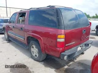 ✅ 2002 Chevrolet Suburban LT • VIN: 1GNEC16Z32J198649 • Lot: 42399077. Wystawiony na IAAI z przebiegiem 242 308 mil. Bezpłatny archiwum sprzedaży aukcyjnych z USA i szczegółowy raport historii pojazdu na DreamBid. Zdjęcie 3.