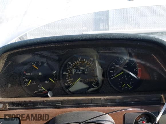 ✅ 1986 Mercedes-Benz 420 SEL • VIN: WDBCA35D9GA210624 • Lot: 43171107. Listed on IAAI with 209,046 mi. Free auction sales archive from the USA and detailed vehicle history report at DreamBid. Image 7.