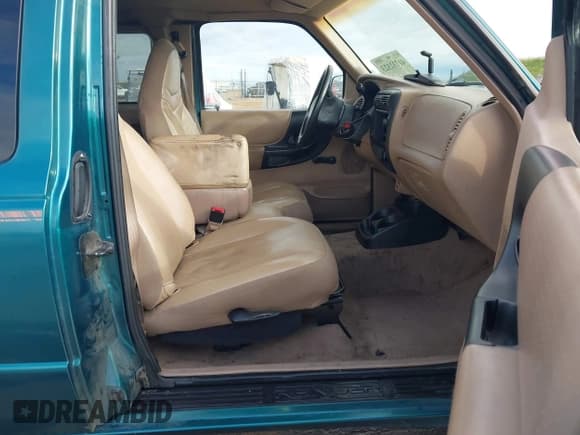 ✅ 1998 Ford Ranger XL • VIN: 1FTYR14U7WPB30109 • Lot: 41732323. Listed on IAAI with 185,781 mi. Free auction sales archive from the USA and detailed vehicle history report at DreamBid. Image 5.