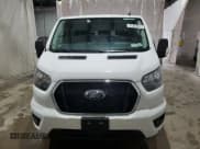 ✅ 2025 Ford Transit Passenger XLT • VIN: 1FBAX2YG1SKA24994 • Лот: 83978445. Опубликован ранее на Copart с пробегом 11 293 миль. Бесплатный доступ к архиву аукционных продаж из США и подробный отчёт об истории автомобиля на DreamBid. Изображение 5.