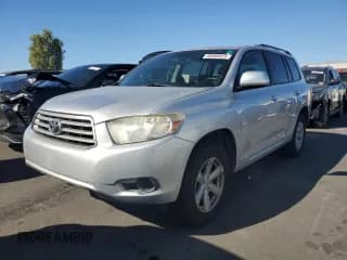 ✅ 2010 Toyota Highlander • VIN: 5TDZK3EH8AS016172 • Lot: 90908635. Listed on Copart with 250,955 mi. Free auction sales archive from the USA and detailed vehicle history report at DreamBid. Image 1.